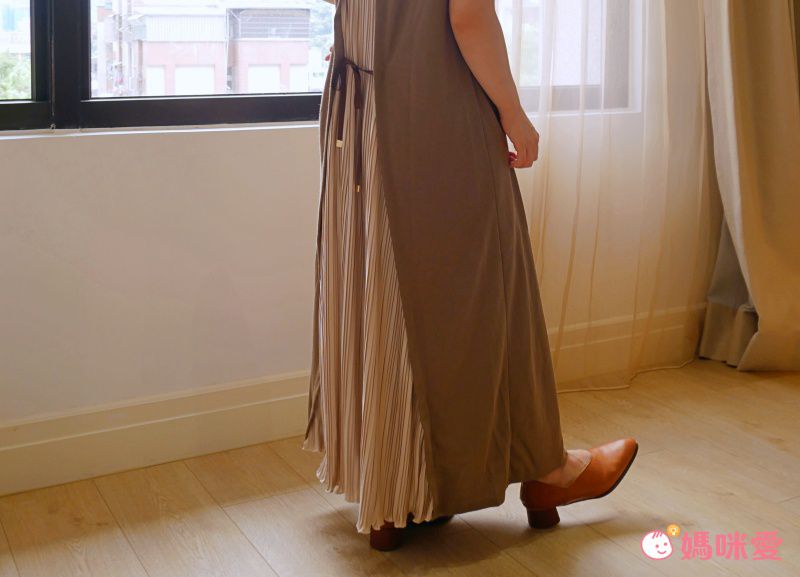 日本 Bou Jeloud - 透膚落肩短袖襯衫-摩卡