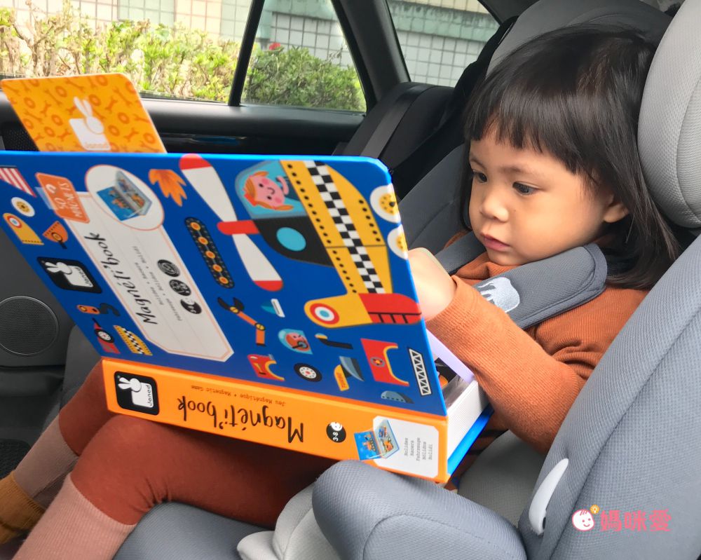 法國Janod - 磁鐵遊戲書-恐龍世界