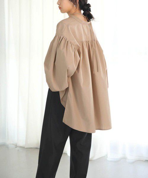 日本 Bab - 前短後長設計感綁帶上衣-簡約白