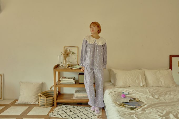 韓國 ULLALA - 細格花布裝飾長袖睡衣套裝-(兩件式)-紫 (FREE)