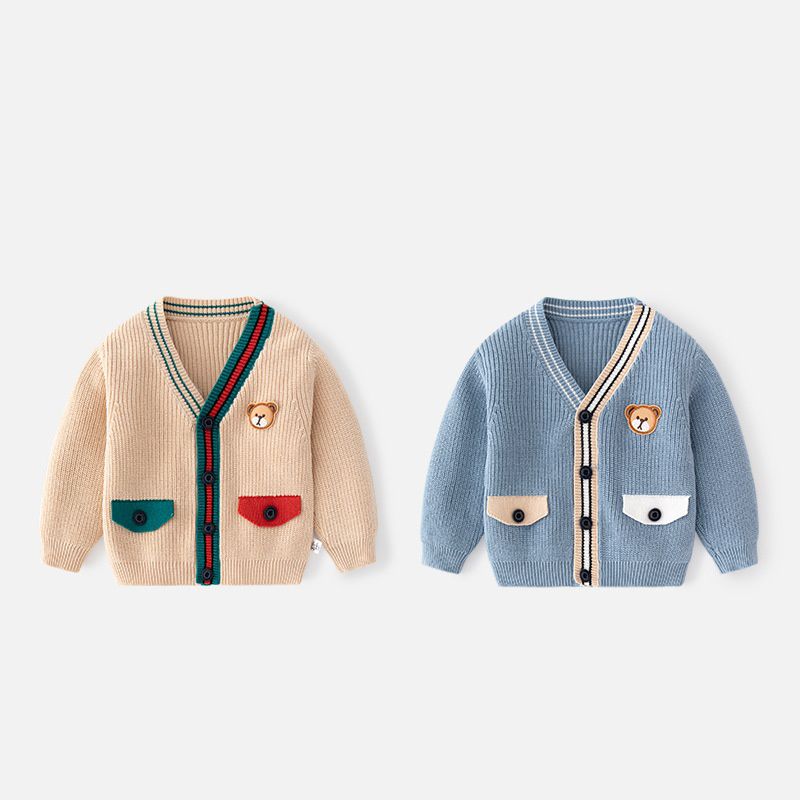 好搭V領鈕釦針織外套-熊熊-卡其色