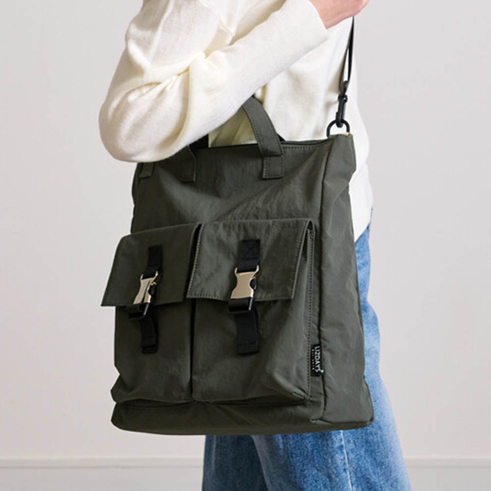 輕量簡約防潑水2way側背頭盔包-深灰 (30x35cm)