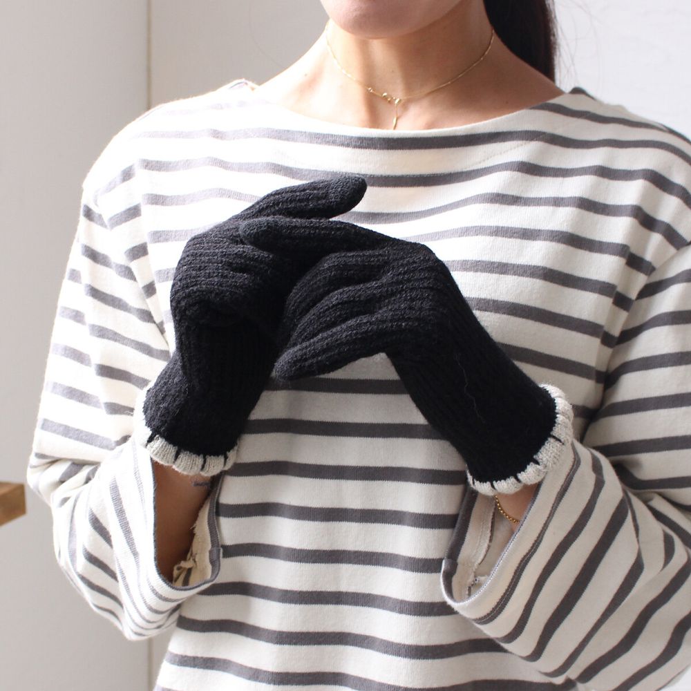 優雅荷葉邊針織保暖手套(可觸控)-黑