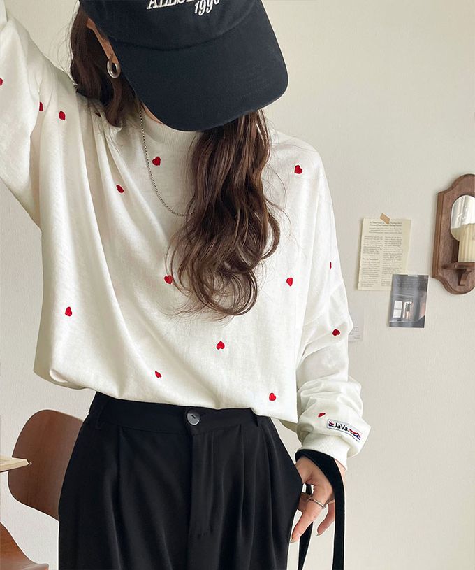 日本 Classical Elf - Java 滿版甜蜜心型長袖上衣-黑x白