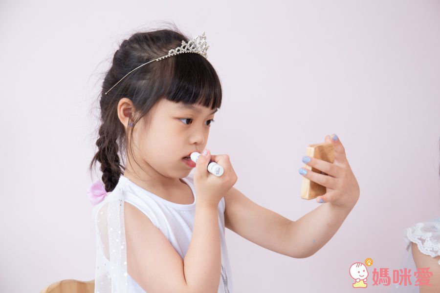 韓國 Shushu & Sassy 專業兒童彩妝沙龍品牌，孕媽咪也能用！