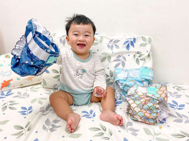 世界首創！可顯濕的布尿布【Sparkie 仙女棒顯濕布尿布】