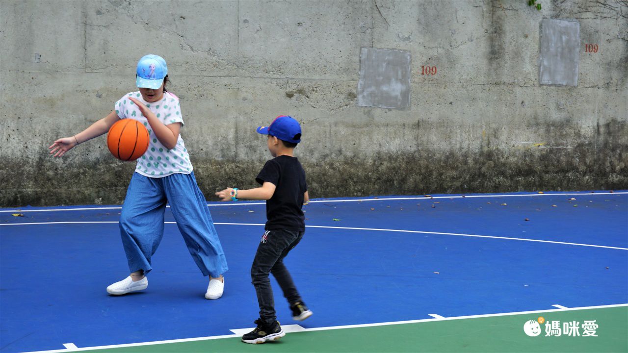 卡通英雄兒童棒球帽-蜘蛛人眼睛(黃英文字)-紅+深藍