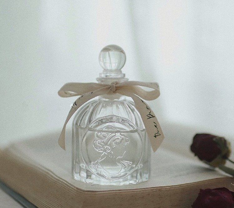 法式復古貴族浮雕玻璃瓶-室內精油香氛組-威斯汀白茶香-五星級高級飯店指定淡雅白茶香-100 mL