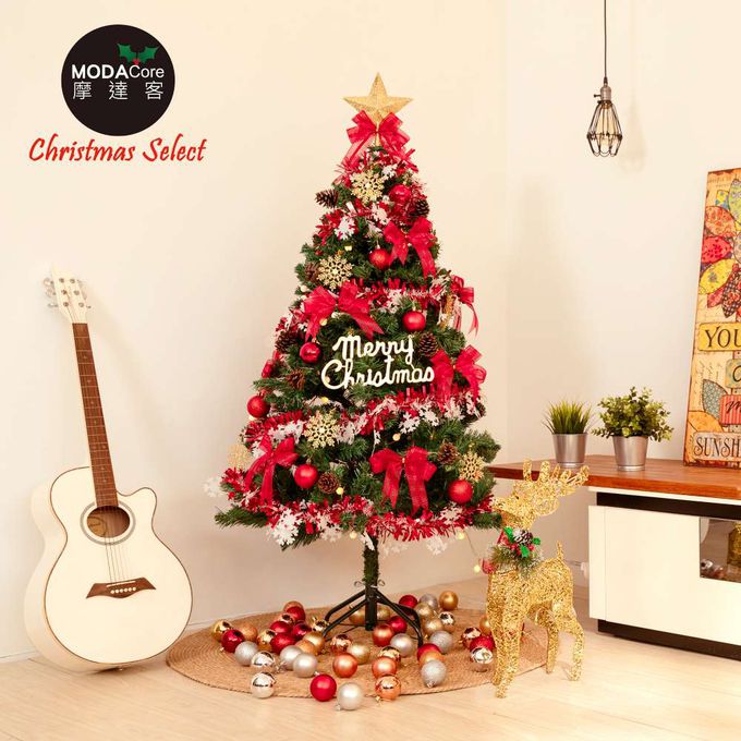 MODACore 摩達客 - 摩達客台製4尺/4呎(120cm)豪華型裝飾綠色聖誕樹/火焰金白大雪花紅果球系全套飾品組+100燈LED小圓球珍珠燈串(暖白光/USB接頭) *1