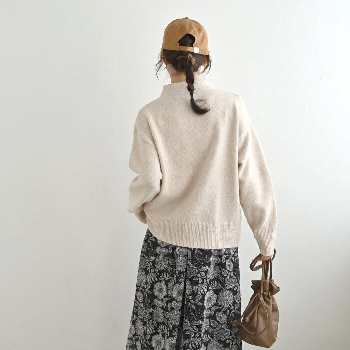 日本 ihuu - 柔軟舒膚小立領落肩毛衣-米杏