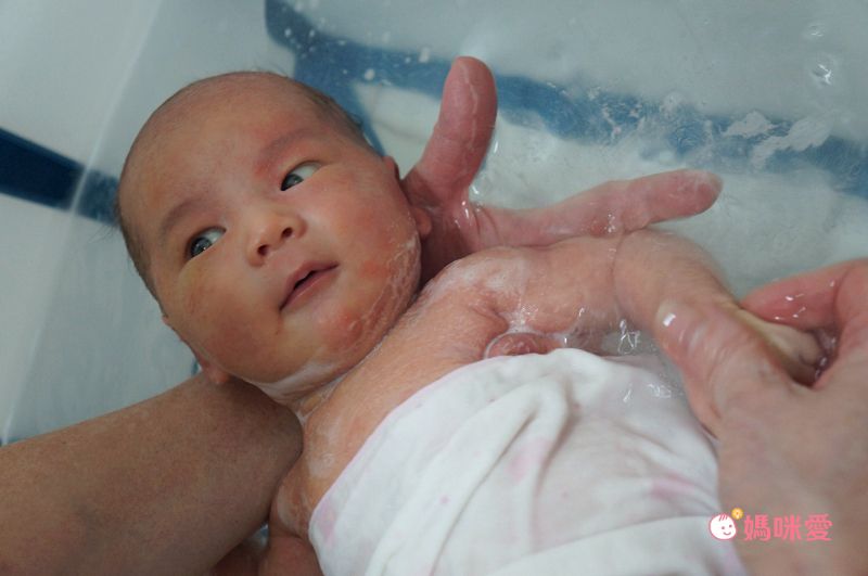 美國 UNID - U寶淨膚慕斯Baby Cleansing Foam-50ml