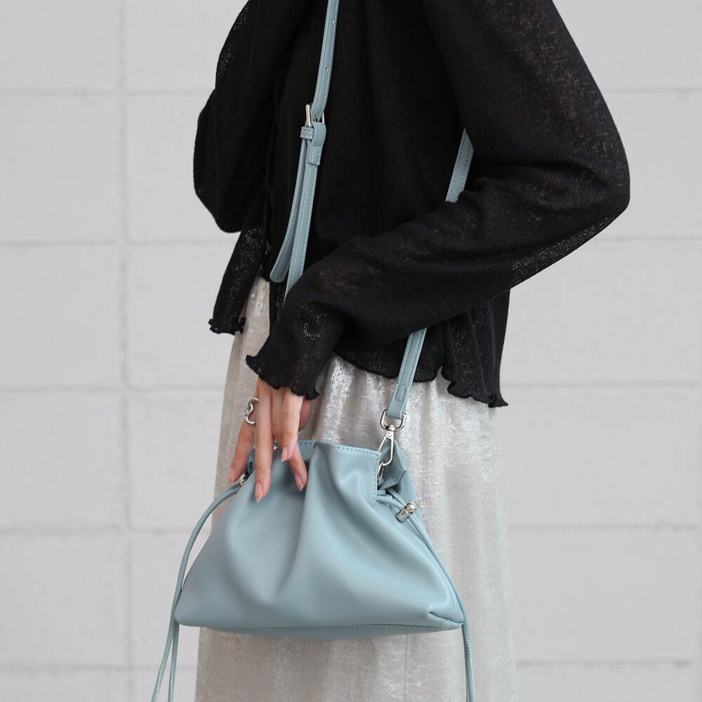 輕巧抽繩可愛感側背小包-淺藍