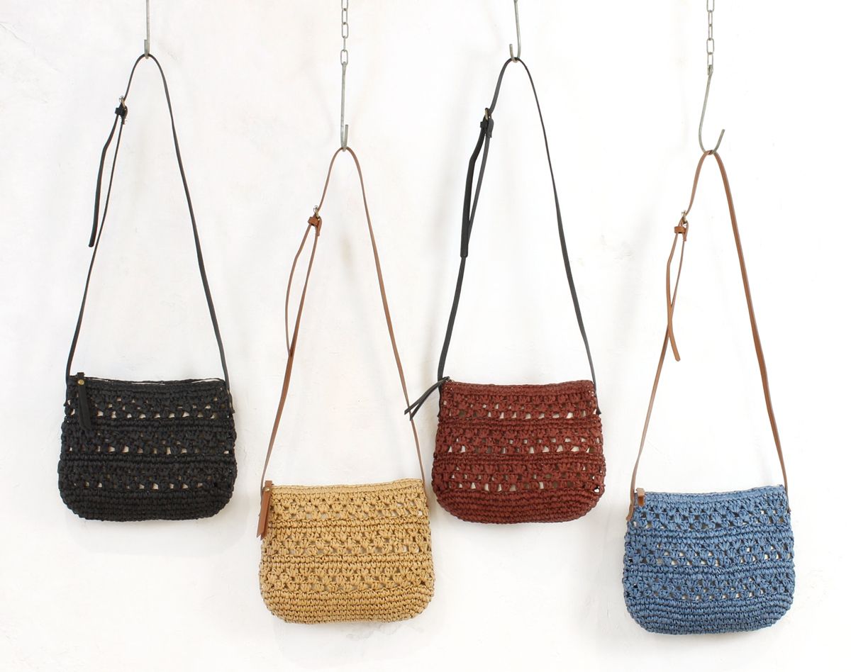 日本妞夏日最愛。草編包Ｘ編織包