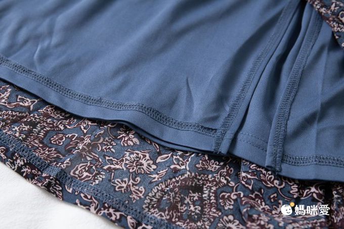 日本 BELLUNA - 優雅V領雪紡長袖上衣-可可