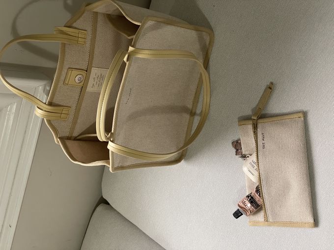 韓國 THEALLY - (附小袋)質挺帆布方包手提/肩背包-奶油黃 (大)