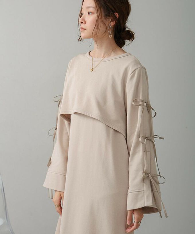 日本 Bab - 袖蝴蝶結層次感喇叭袖洋裝-淺棕 (M)