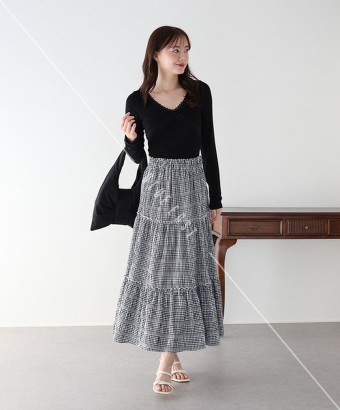 日本 BLUE EAST - 柔美可愛細格紋分層長裙-黑