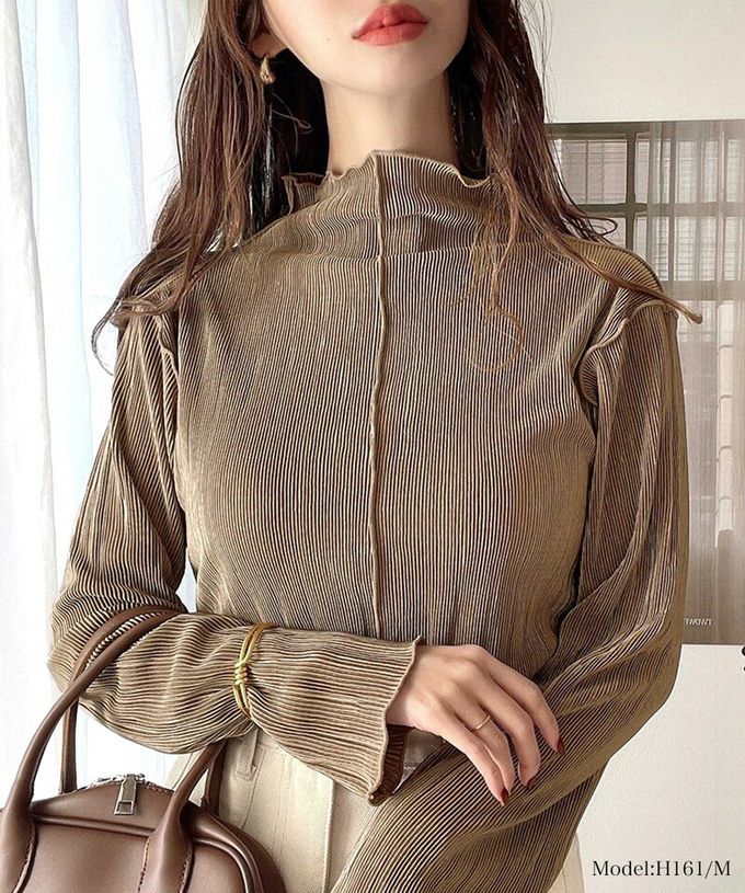 日本 Classical Elf - 羅紋線條感木耳小高領長袖上衣-淺米杏