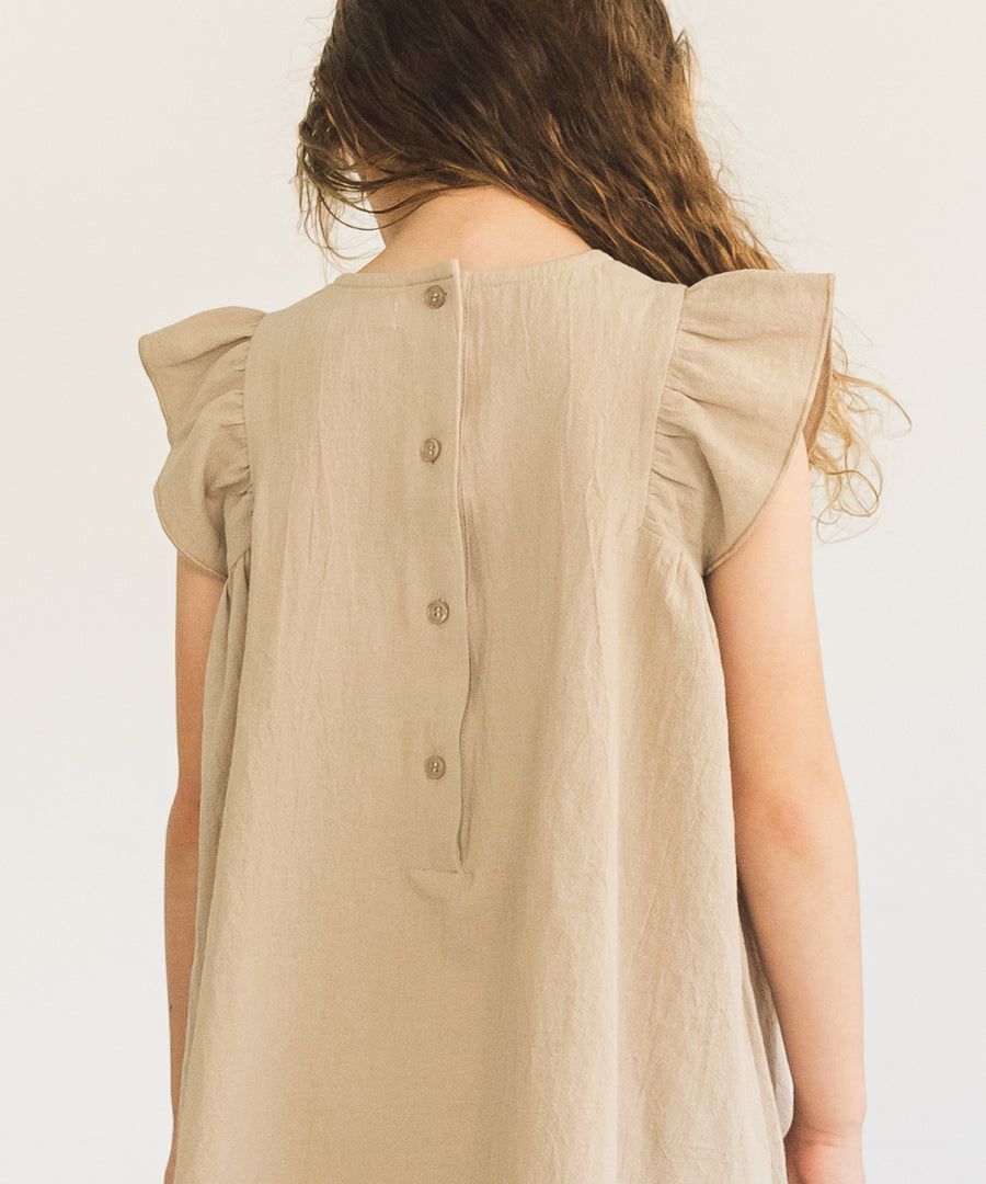 日本 PAIRMANON - 刺繡蕾絲拼接飛飛袖無袖洋裝-杏