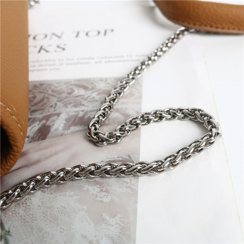 休閒肩揹真皮馬鞍包-焦糖棕 (17x15x8cm)