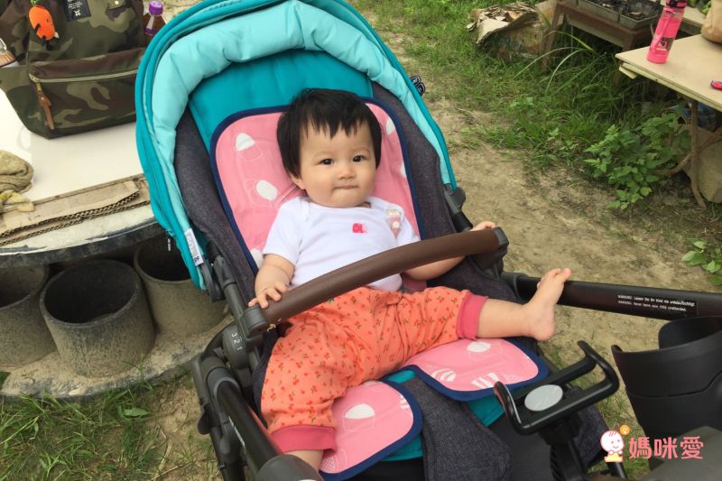 法國 Bebefolie - 冰心沁涼墊-推車專用-灰色 (長*67.7 寬*34 公分)