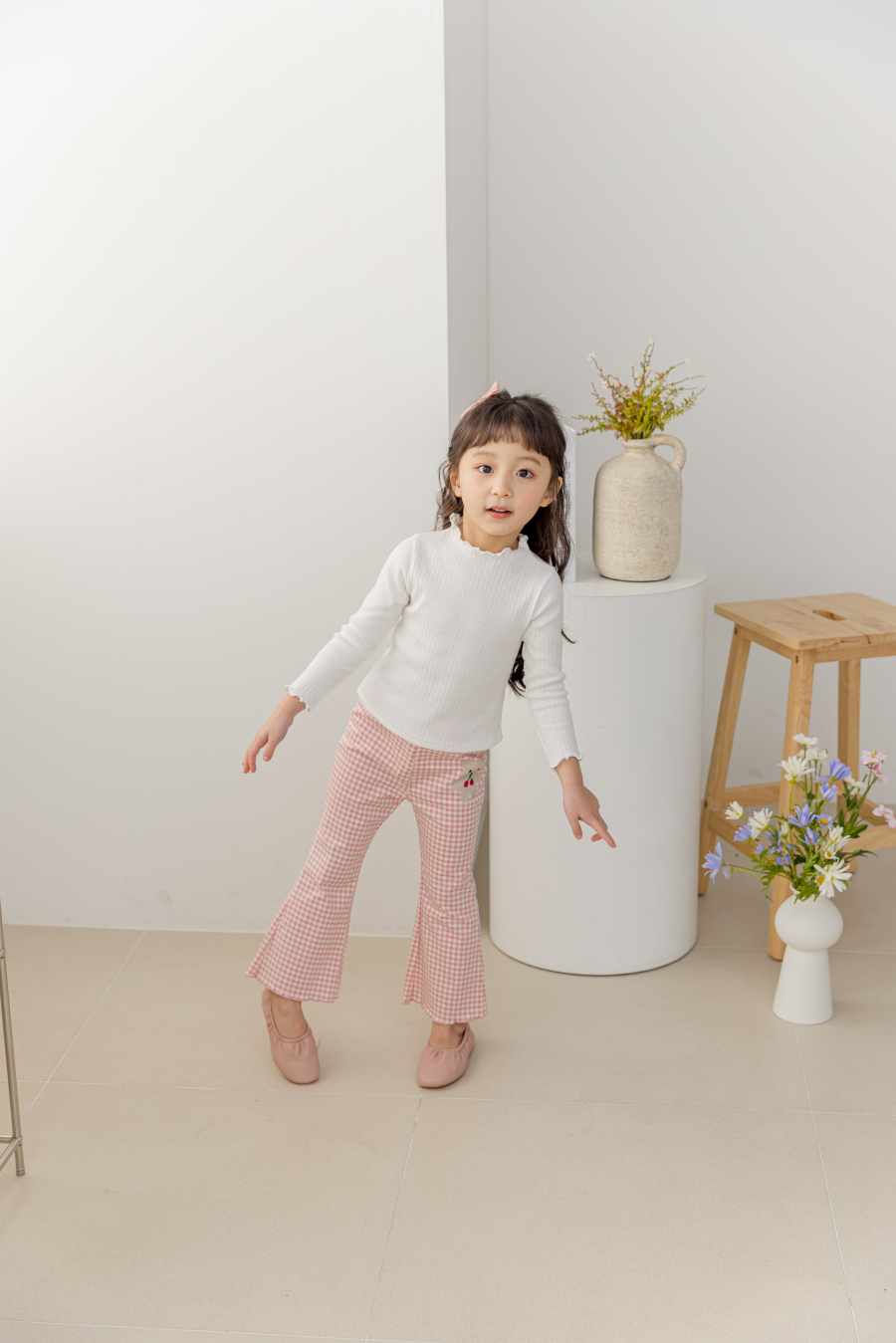 韓國 Orange Mom - 櫻桃熊格子彈力微喇叭褲-粉紅