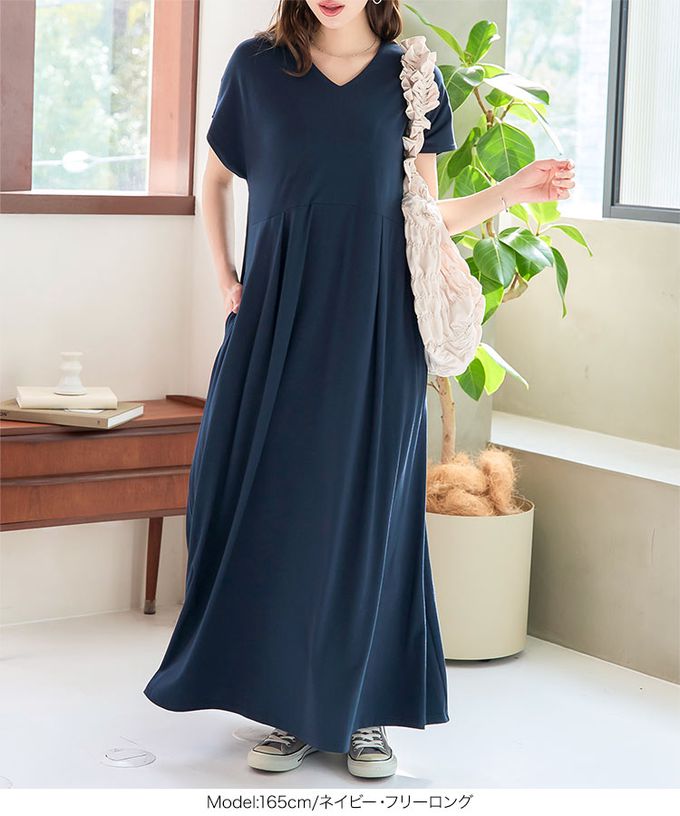 日本 Kobe Lettuce - 接觸冷感 腰線修身V領洋裝-海軍藍
