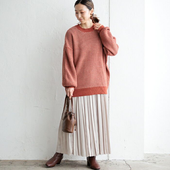 日本 ihuu - 格子編織落肩氣球袖毛衣-磚紅x杏