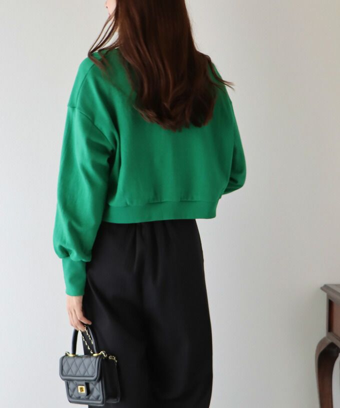 日本 BLUE EAST - 圓領百搭短版長袖上衣-草綠