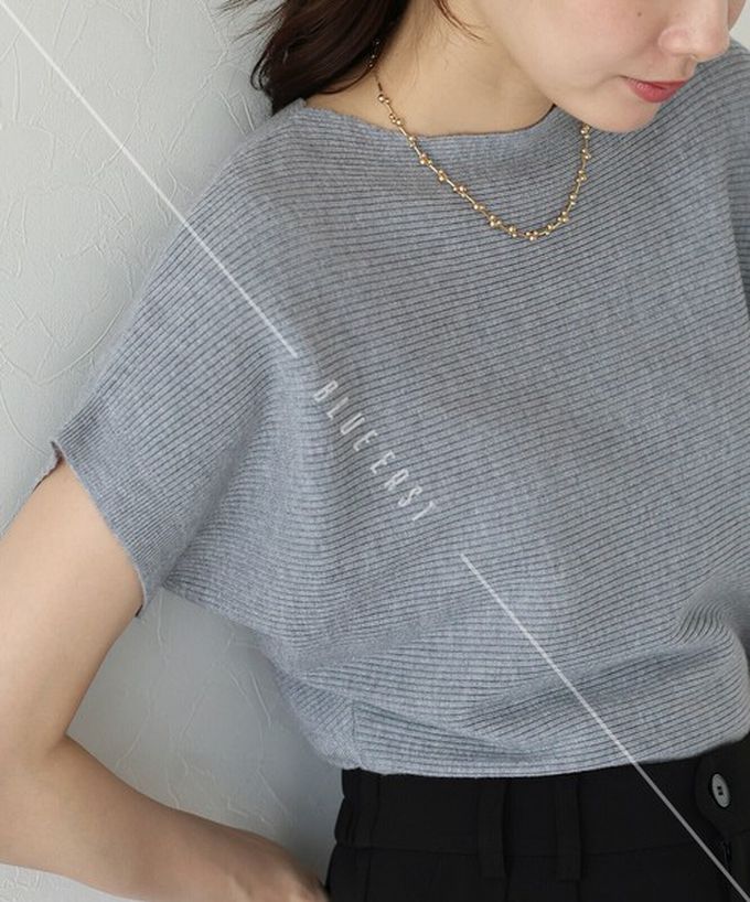 日本 BLUE EAST - 美型修身柔軟羅紋蝙蝠袖上衣-象牙