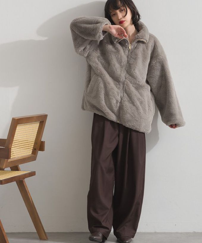 日本 ELENCARE DUE - 奢華毛絨柔軟寬鬆保暖拉鍊外套-淺卡其