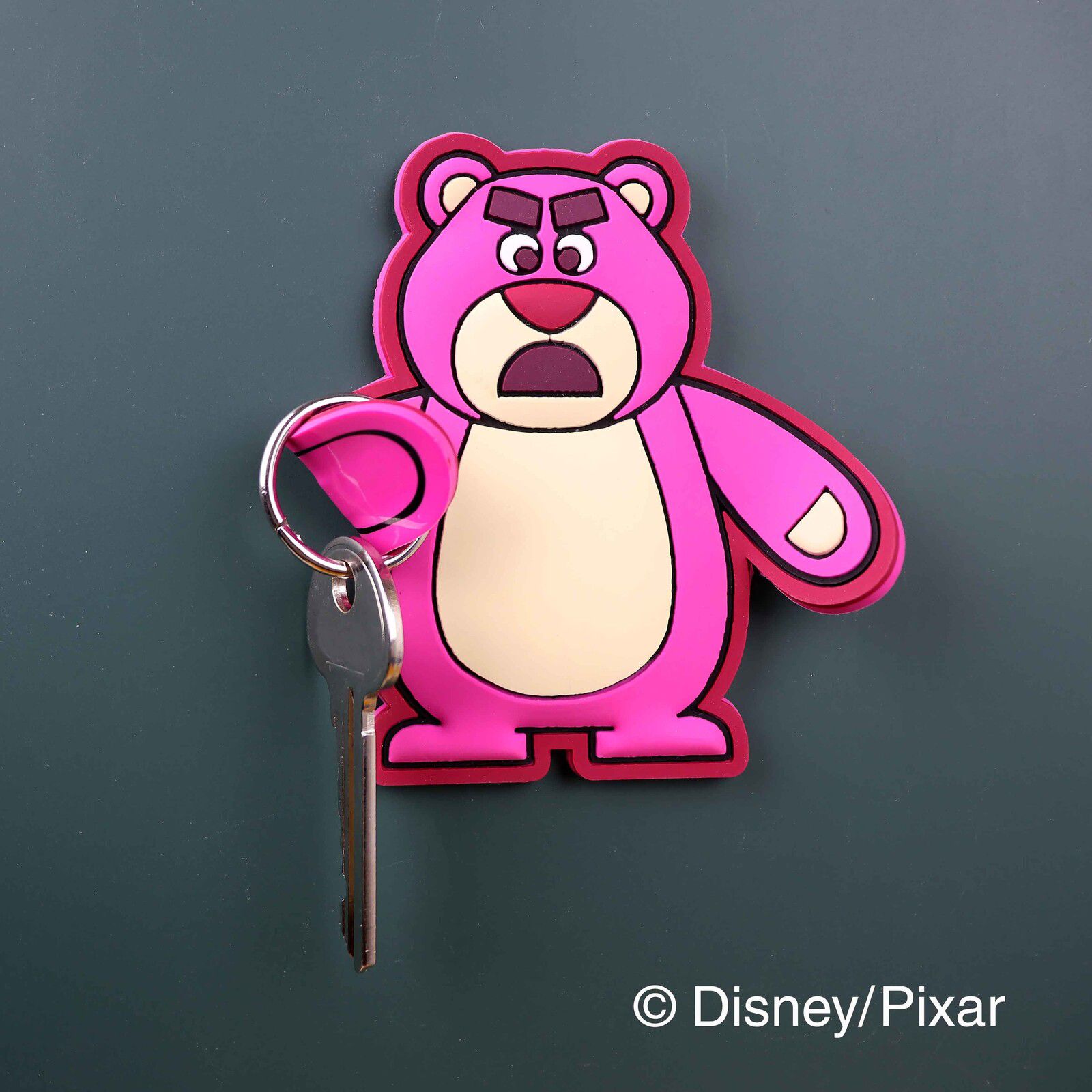 日本 TOYO CASE - 可愛造型可彎折磁鐵置物掛鉤-生氣熊抱哥-耐重250g