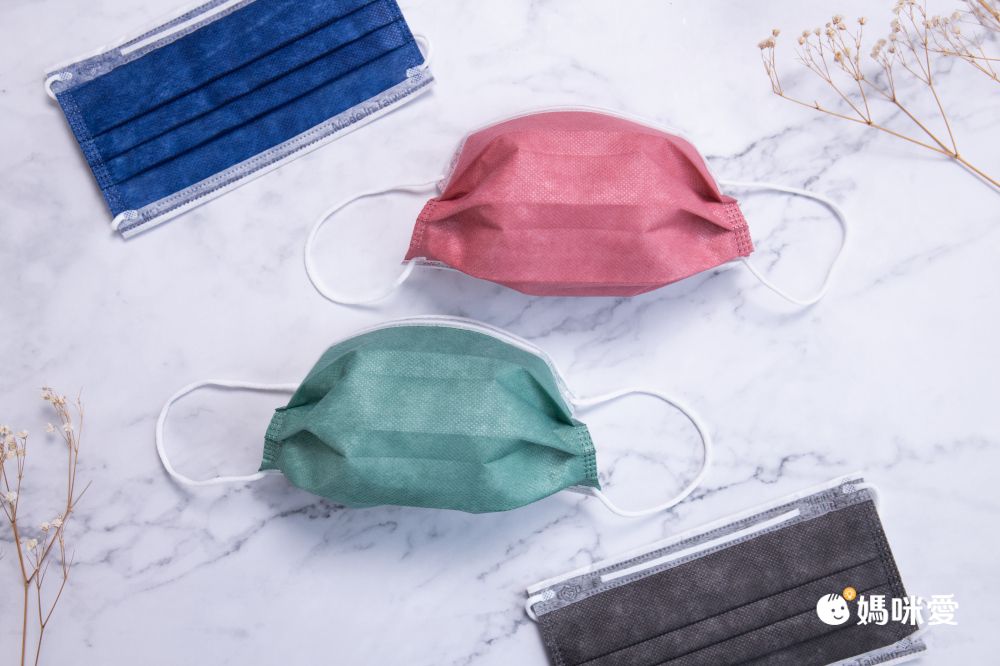 上順醫材 SHANG SHUN - 特殊色系列成人三層醫療級/MD雙鋼印/台灣製平面口罩-特殊色系列-萊姆黃 (17.5*9.5cm (±0.5))-50入/盒(未滅菌)