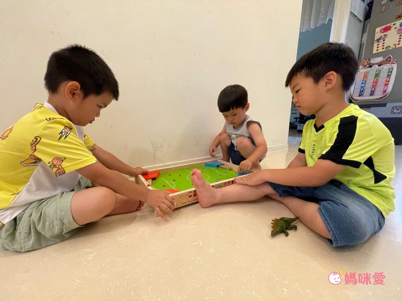 法國Janod - 【法國Janod】足球彈珠檯