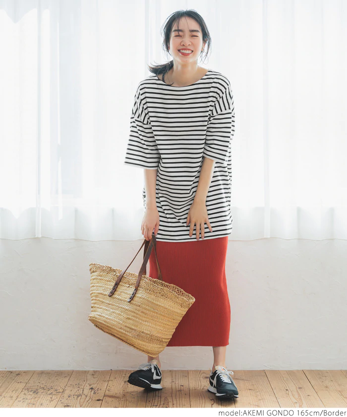 日本 COCA - 美國棉橫條紋寬鬆落肩五分袖長版上衣-黑白