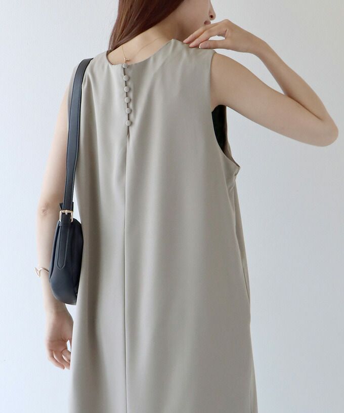 日本 BLUE EAST - 2WAY率性簡約V領連身洋裝/背心裙-黑