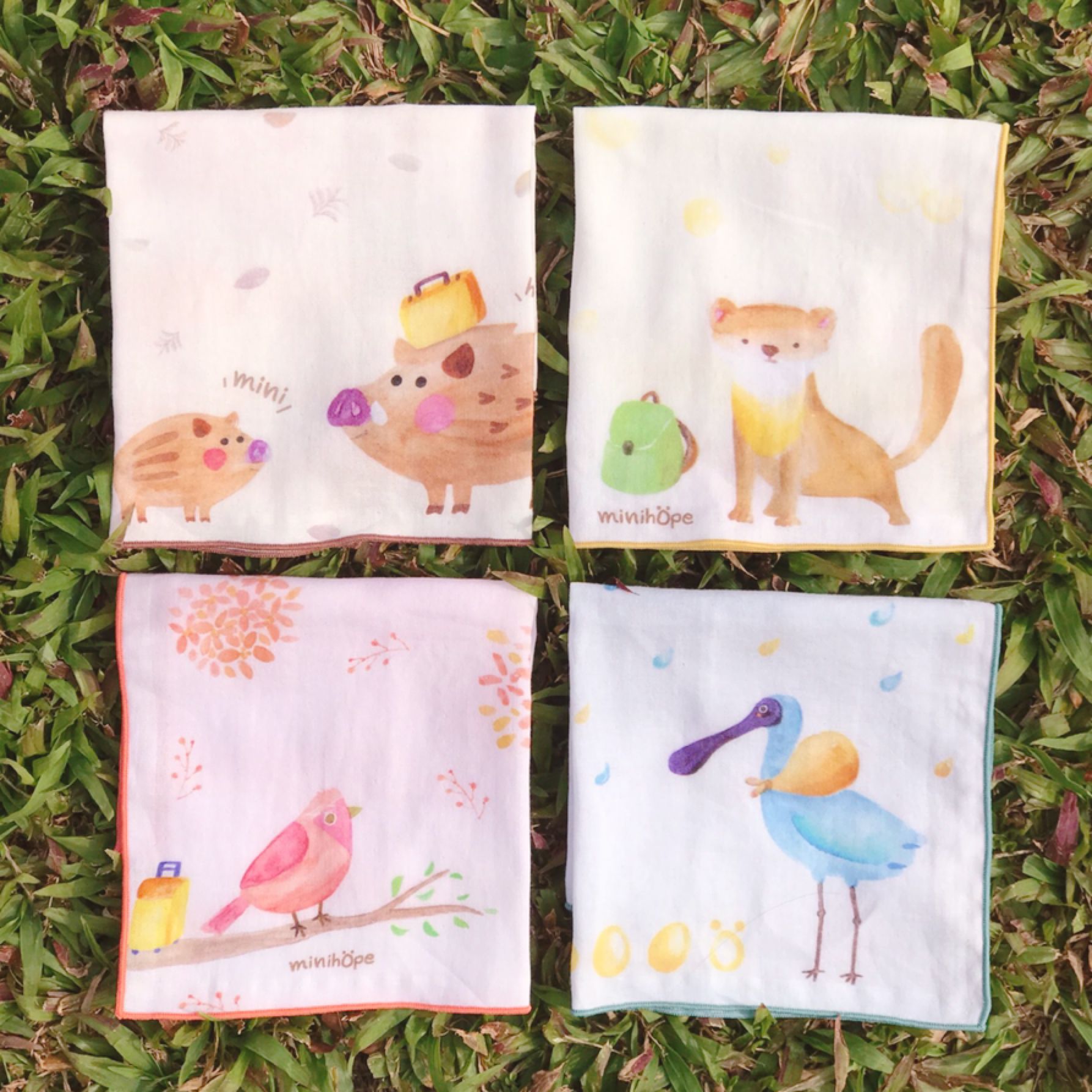 minihope美好的親子生活 - 離家出走的黃喉貂-有機棉雙層紗手帕 (28x28cm)