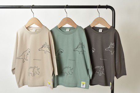 日本 Baby Room - 純棉印花八分袖上衣-恐龍-沙杏