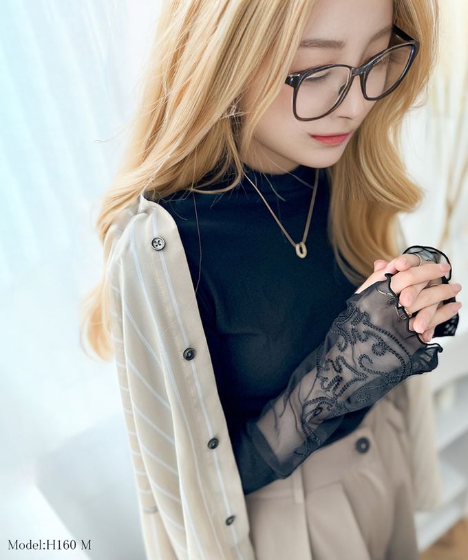 日本 Classical Elf - 精緻袖口蕾絲木耳立領上衣-白