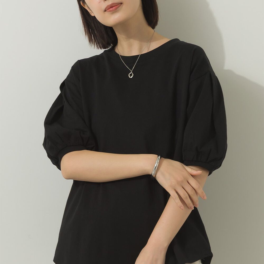 絲滑混棉 可愛泡泡袖上衣-黑