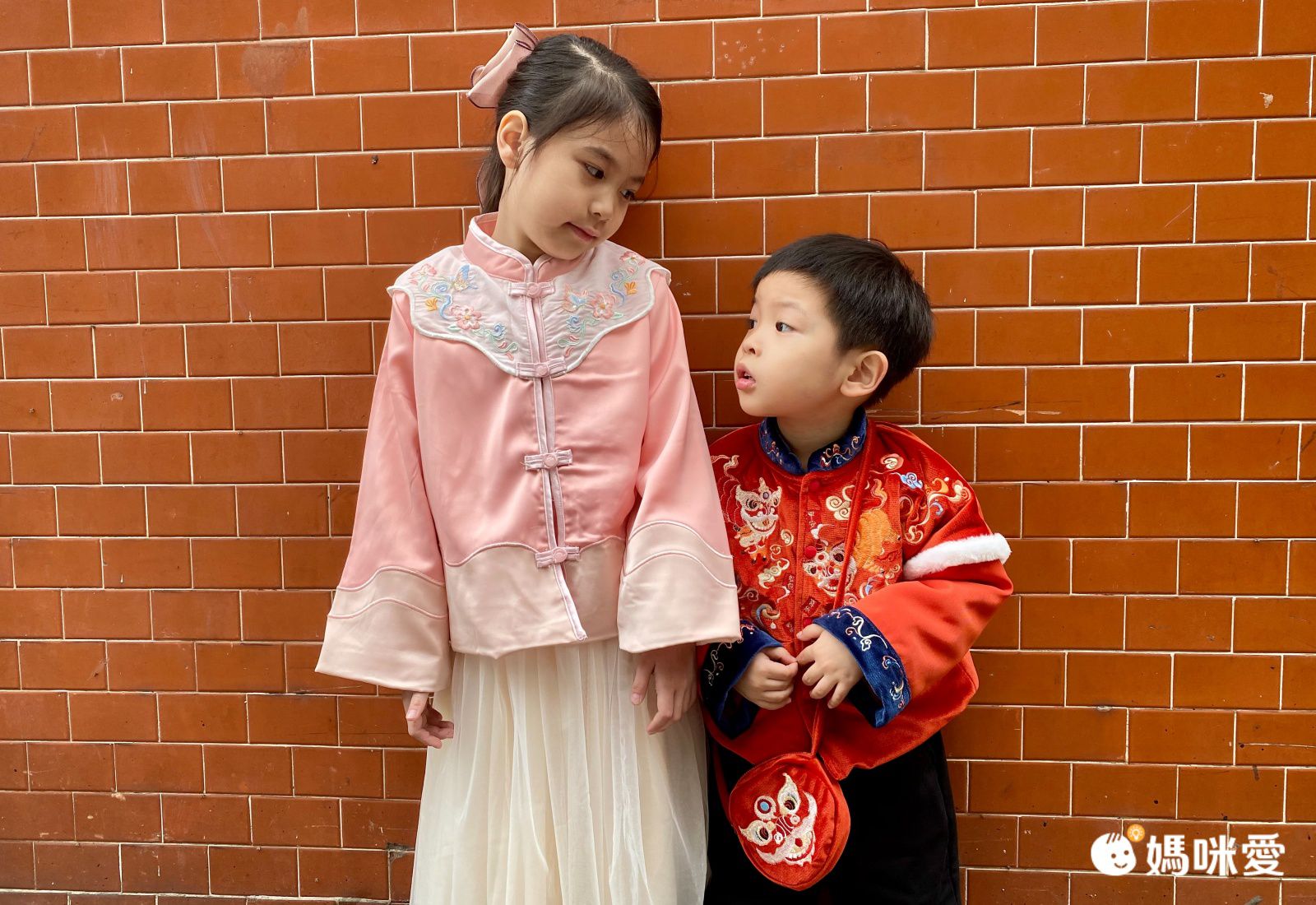 【現貨出清，單件8折，2件6折】刺繡改良唐裝、漢服❀還有男寶款