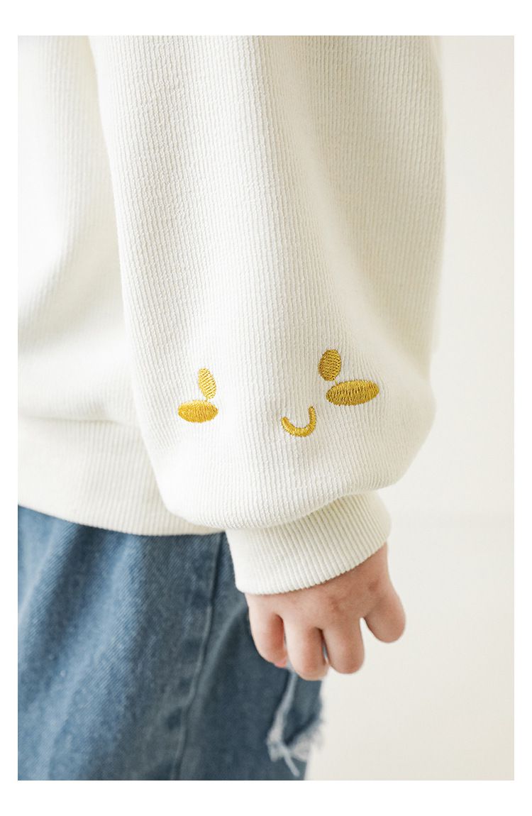 針織刺繡圓領長袖上衣-星星-米白色