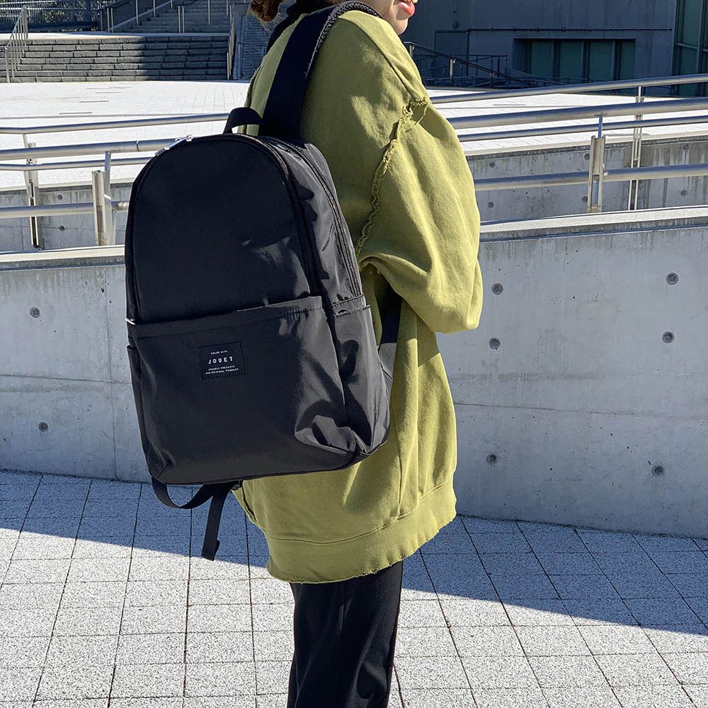 JOUET 10pocket微光澤休閒後背包-黑色