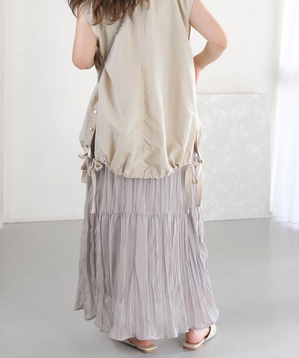 日本 Bab - V領浪漫飄逸無袖洋裝-米杏