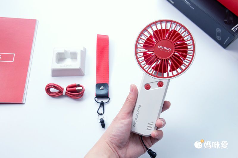 OnPro - 電競風潮流手風扇-電競黑-UF-iFUN