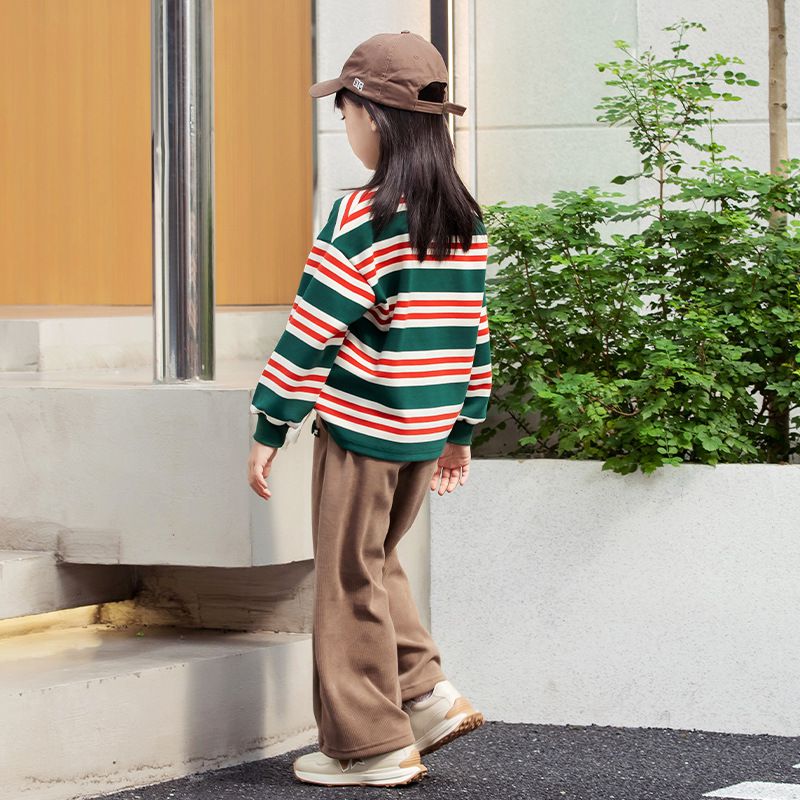 拼色條紋圓領長袖上衣-英文字母N-紅+米白+綠