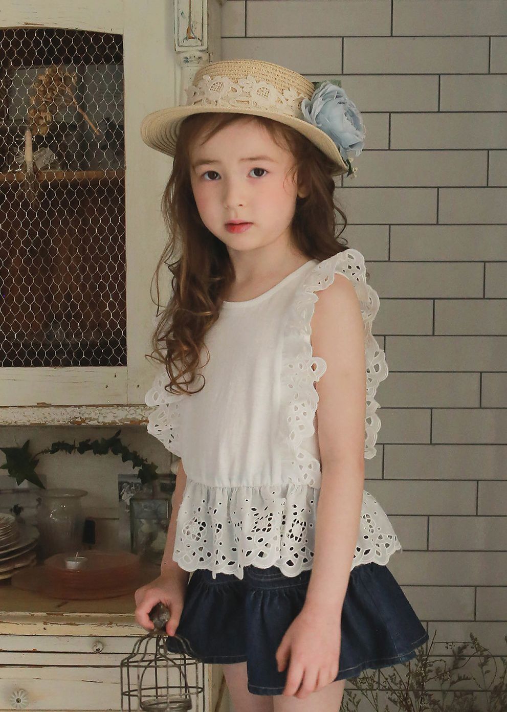 韓國 PuellaFLO - 鏤空荷葉無袖上衣-象牙白