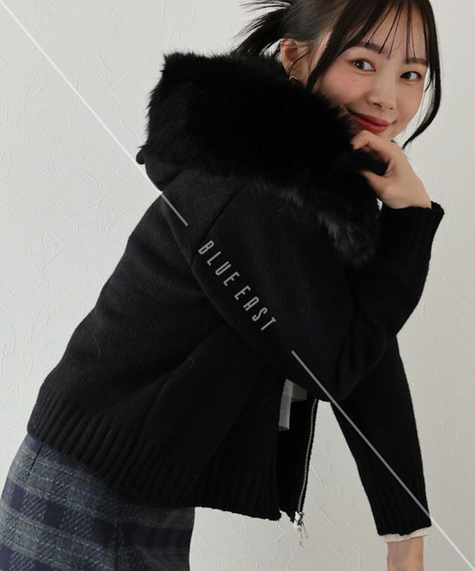 日本 BLUE EAST - 澎澎可愛毛絨帽雙拉鍊針織外套-卡其