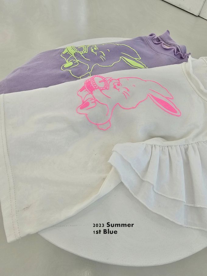 韓國 First Blue - 層次蝴蝶袖花領上衣-蛋糕兔兔-白