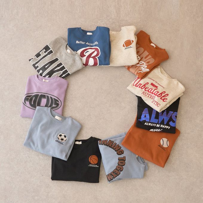 日本 b-ROOM - 100%棉 運動風印花縮口大學長袖上衣-足球-淺藍